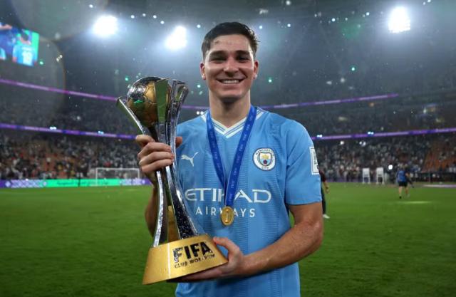 蓝鲸体育直播-2射1传 世俱杯决赛最佳 23岁14冠 阿尔瓦雷斯真牛